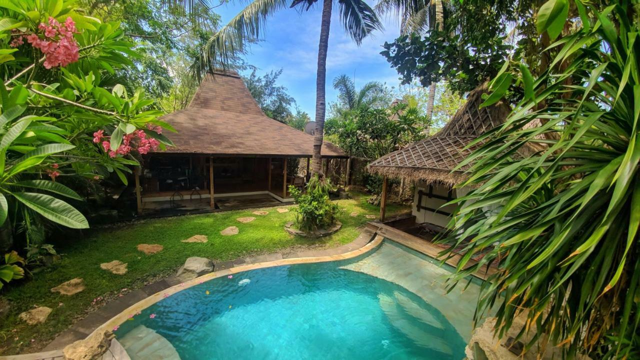Villa Bhuvana With Private Swimming Pool Gili Trawangan Exterior photo